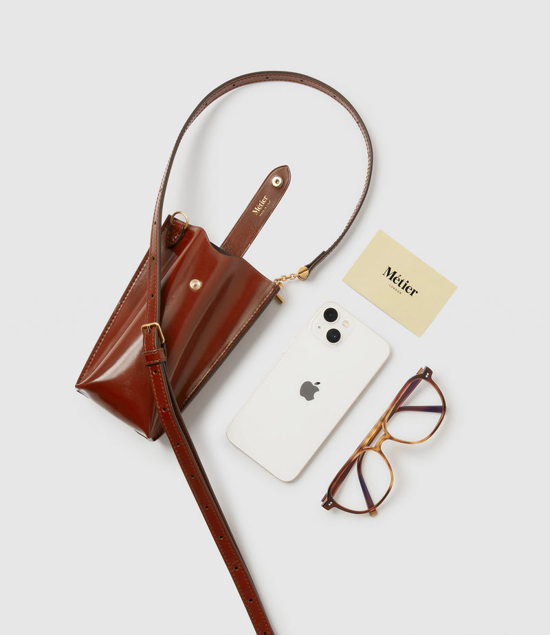 Minimalist Double Glossy Calfskin Burnt Tobacco