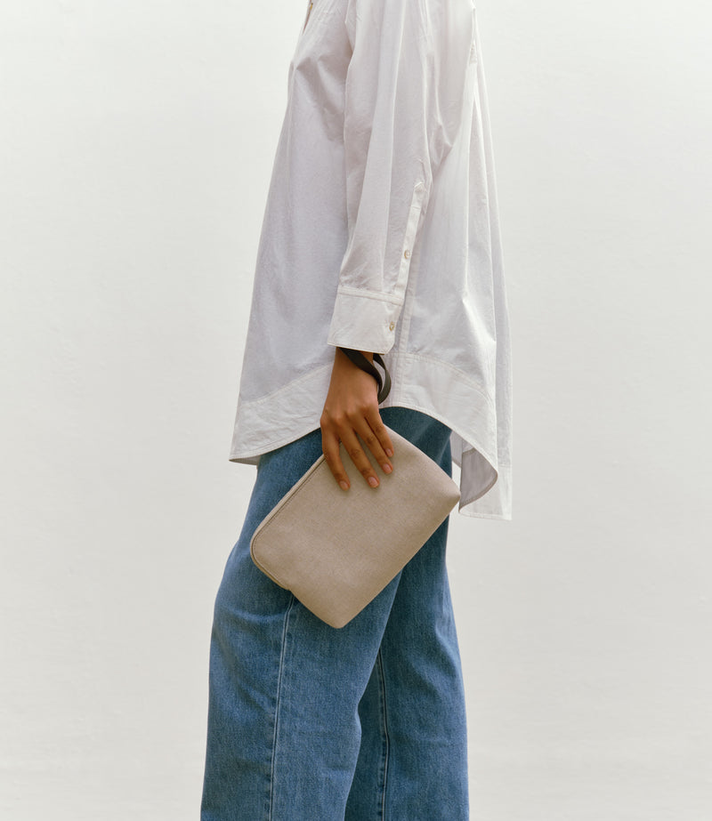 Wristlet Clutch Natural Linen With Elvis Cacao