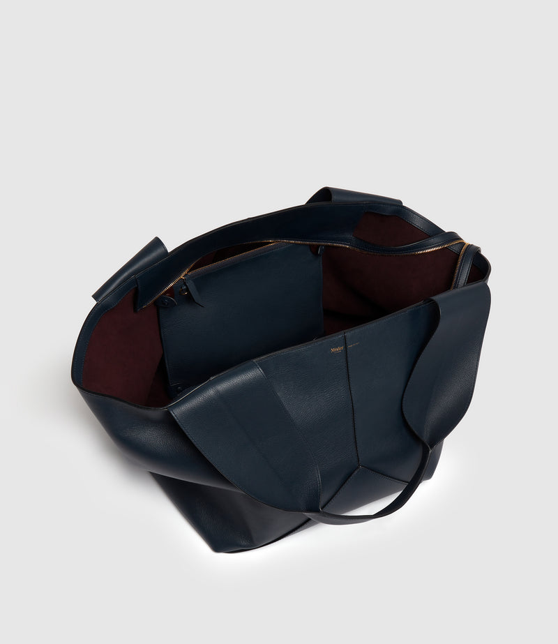 Market Weekend Smooth Calfskin Navy