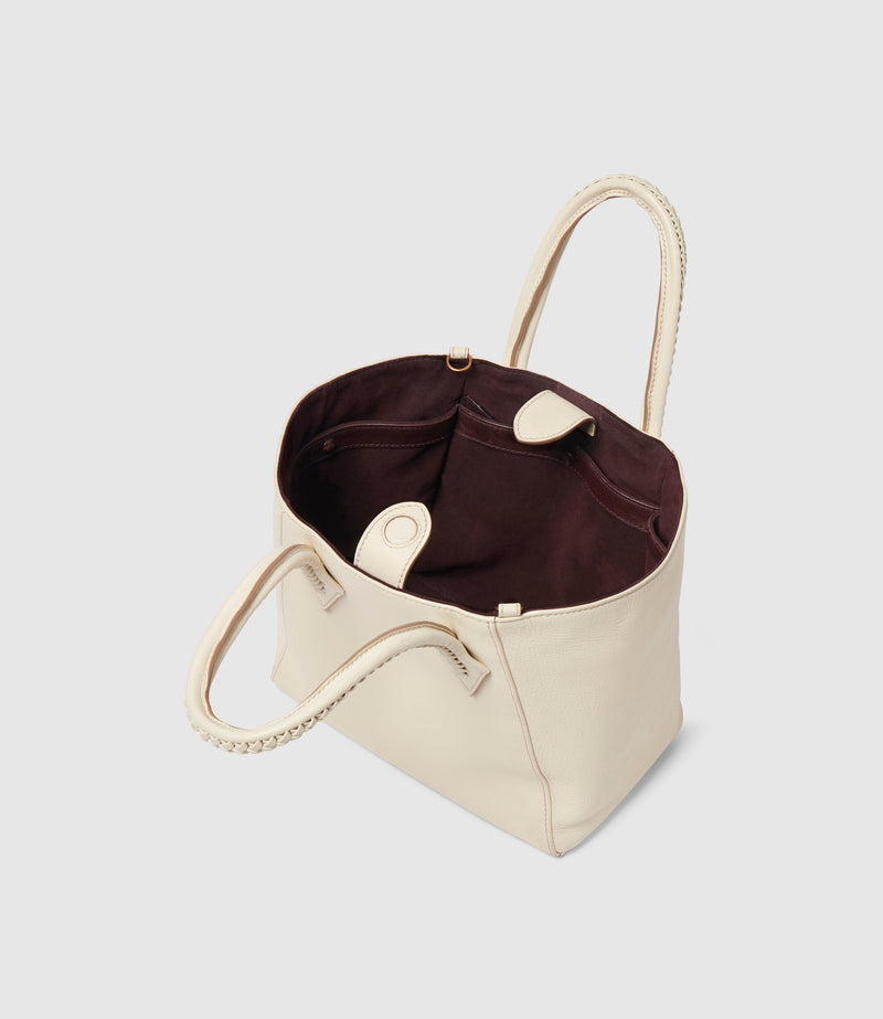 Vérité Medium Smooth Calfskin White Sand
