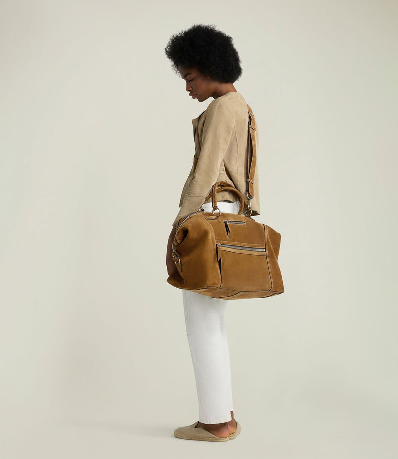 W INDIANA JONES™ Vagabond Duffle Marrakech Suede – Collector’s Edition 2/10