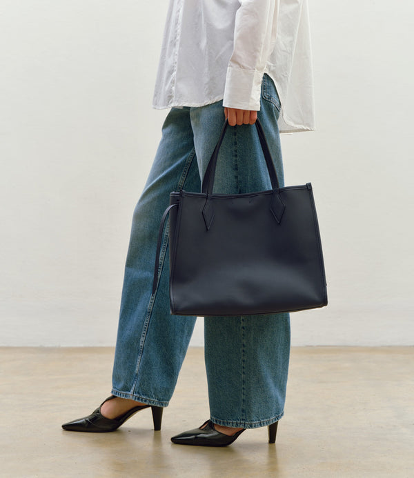 Chameleon 34 Soft Grain Leather Midnight