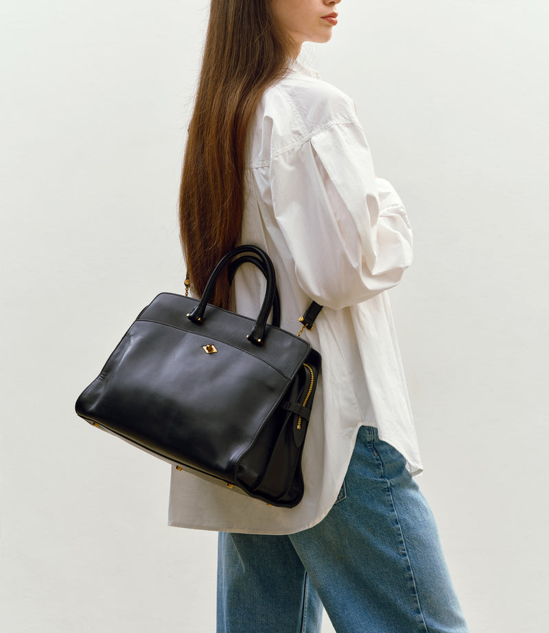 Private Eye Atelier Calfskin Black