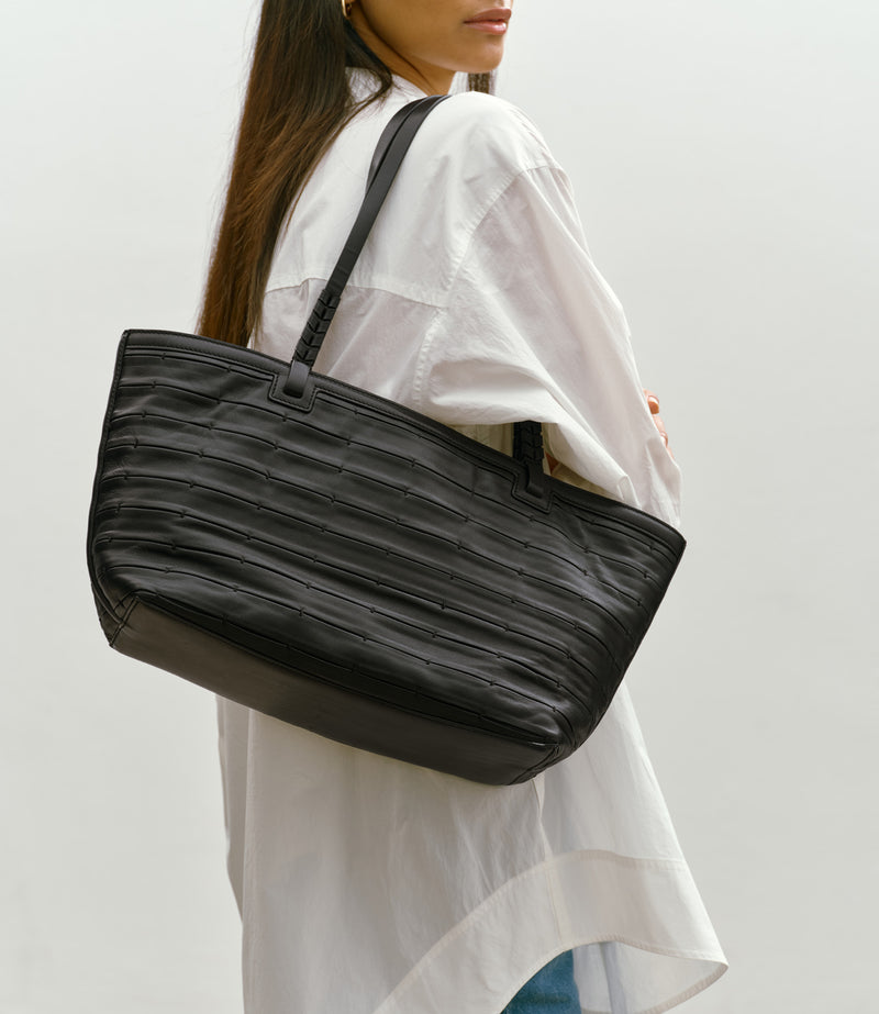 Cala 32 Puglia Woven Black