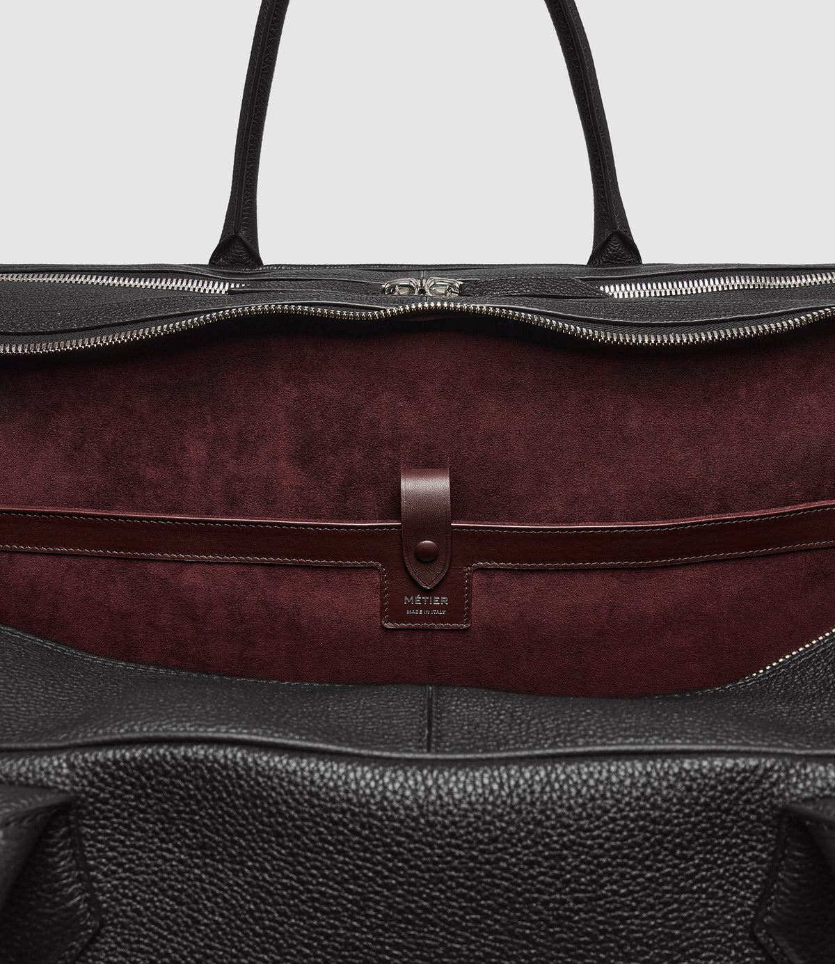 Closer Weekend Pebble Grain Black