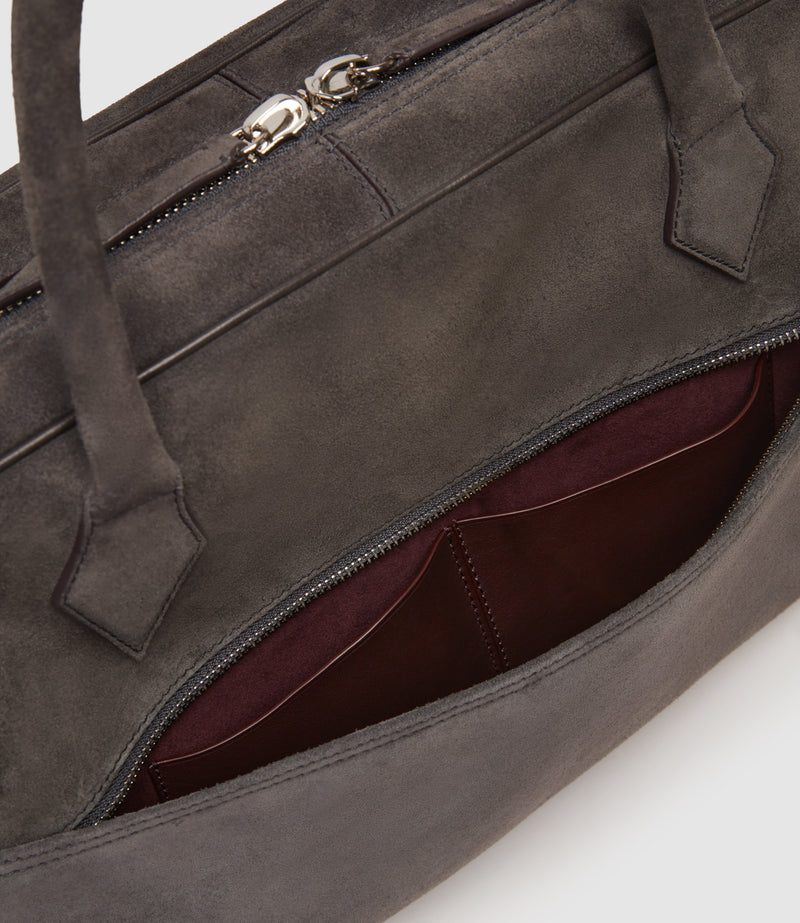 Closer Slim Suede London