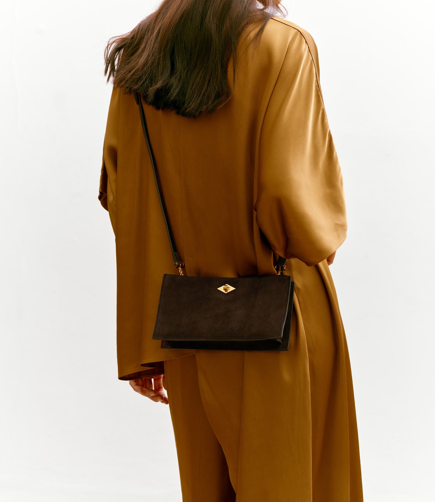 Ease 20 Suede Chocolate