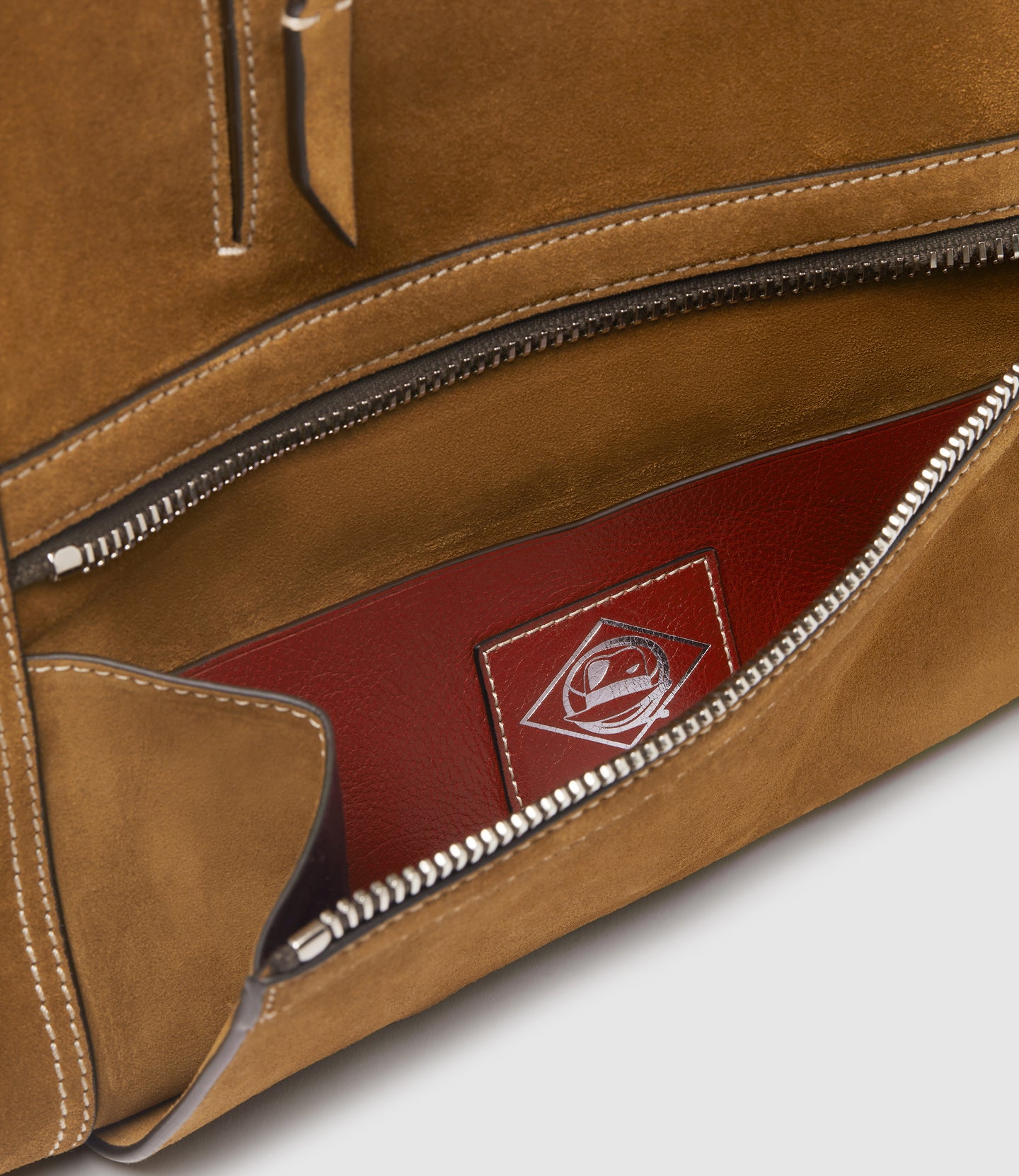 Main INDIANA JONES™ Vagabond Messenger Marrakech Suede – Collector’s Edition