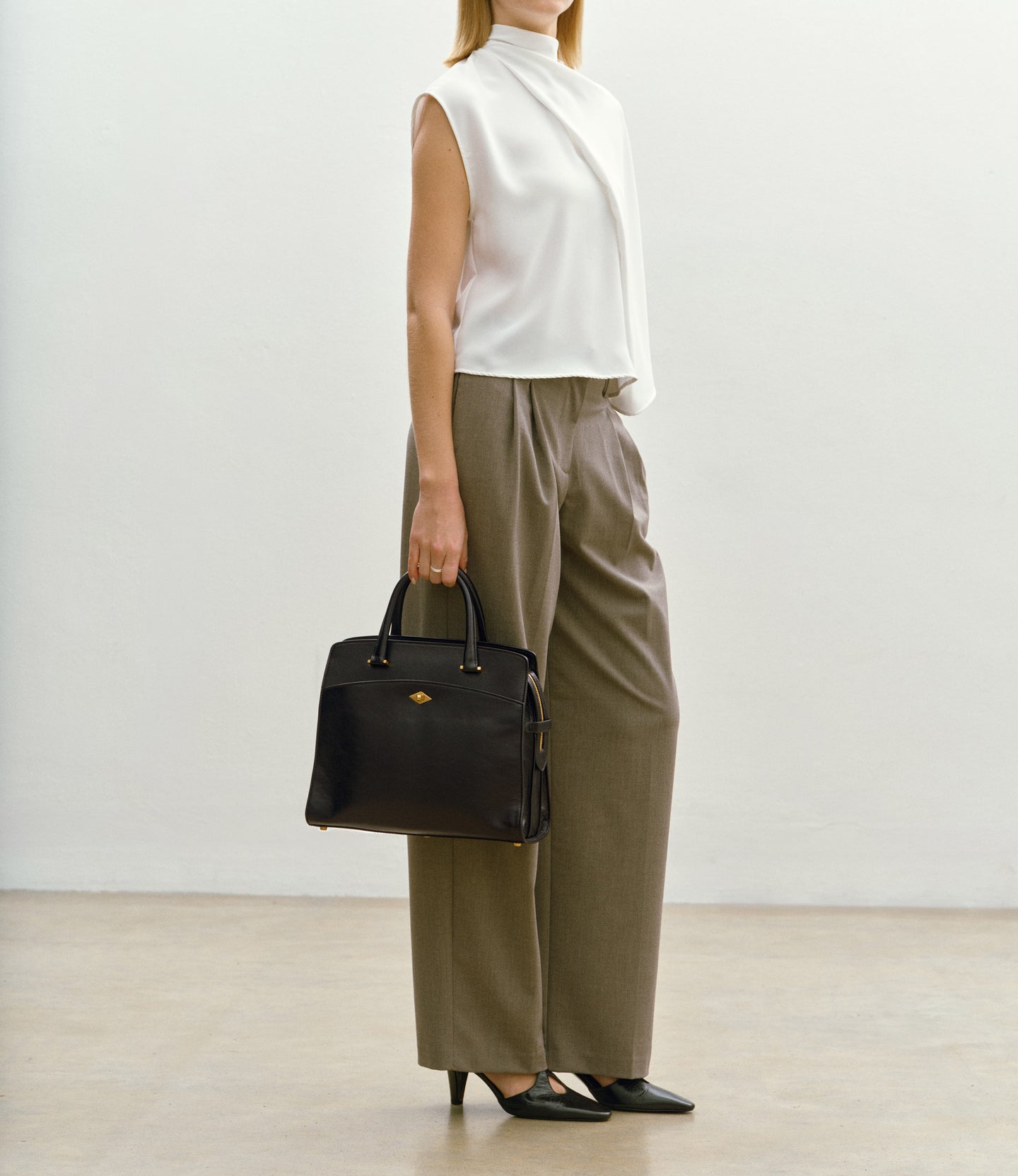 Private Eye Slim Elvis Black