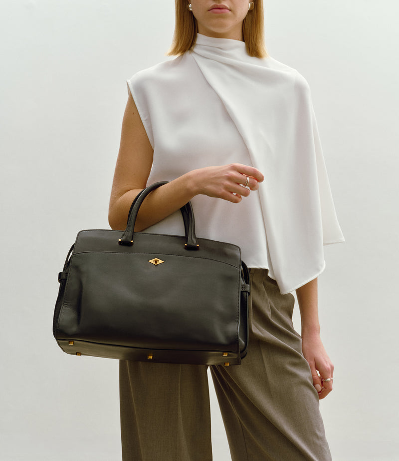 Fernando Jorge | Métier Private Eye Slim Suede Marrakech