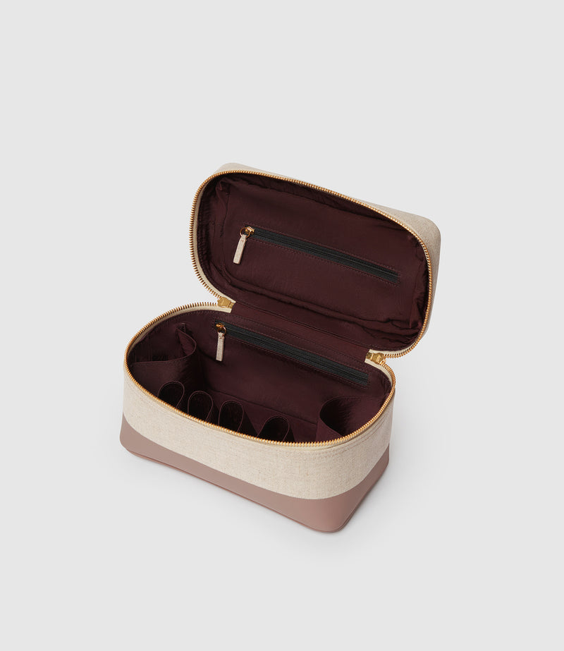 Westman Atelier By Métier Oversized Makeup Train Case Natural Linen With Desert