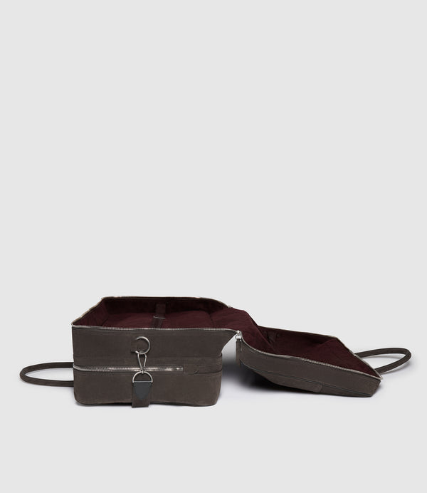 Closer Weekend Suede Chocolate