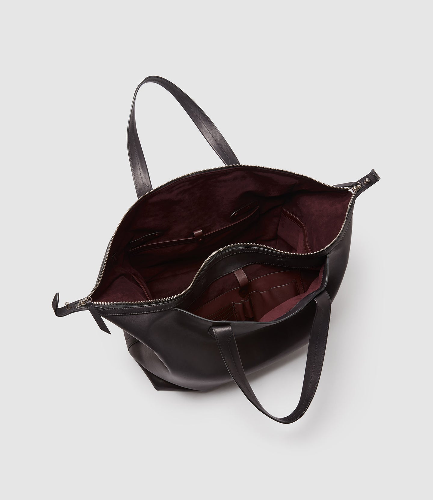 Nomad Weekend Supple Calfskin Black