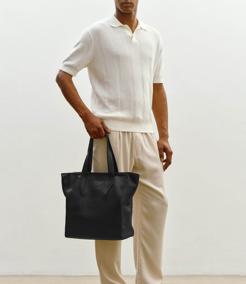 Passerby North-South Suede Marrakech