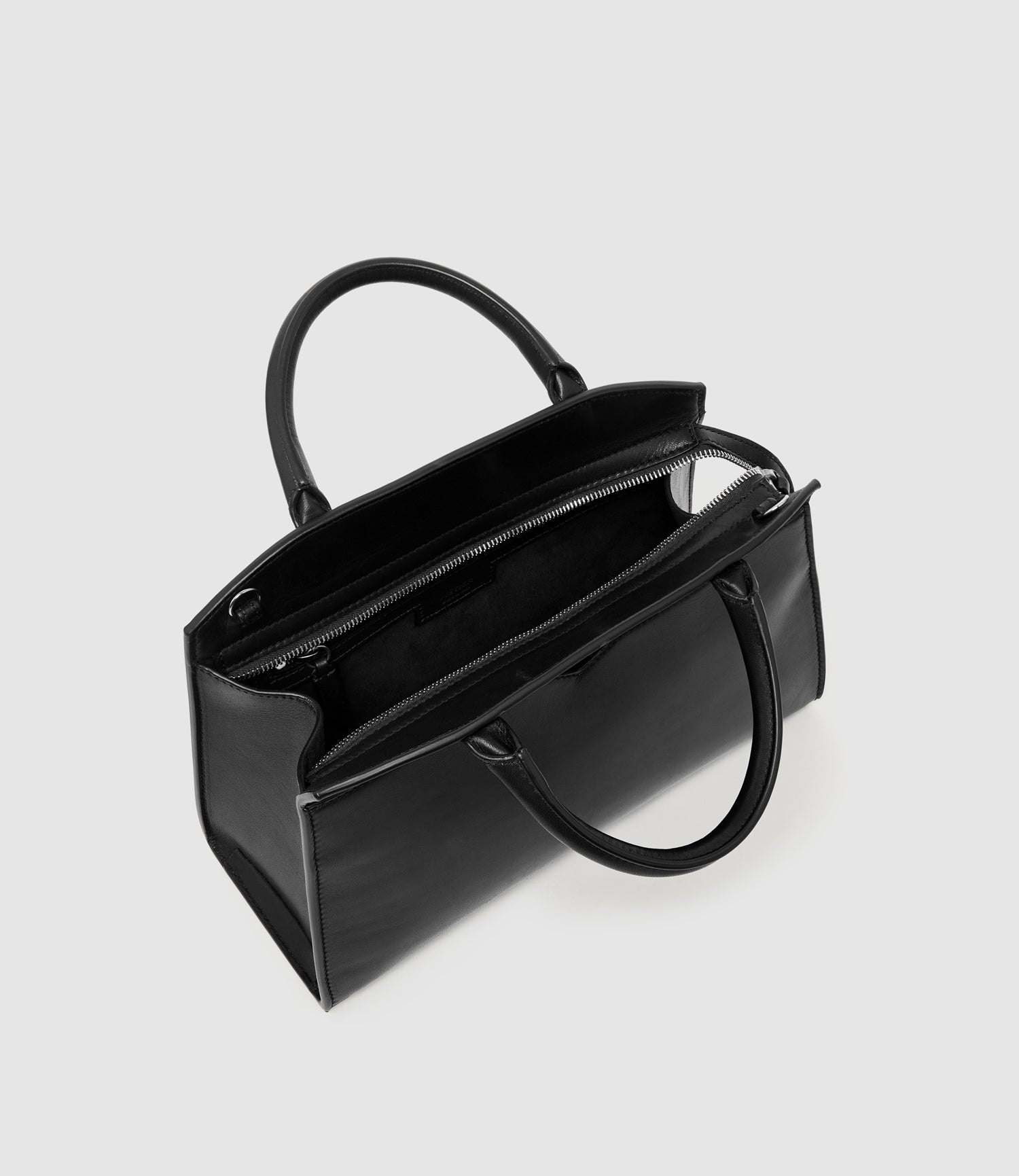 ファッション小物 M size／potteri bag／quilt × black leather