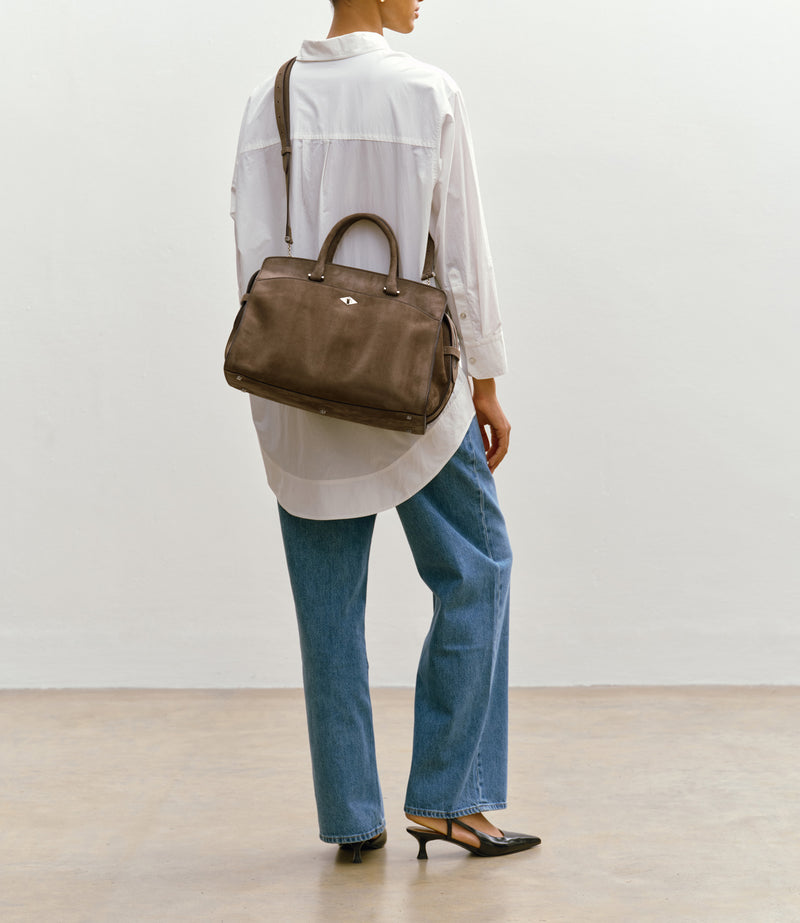 Private Eye Suede Clay