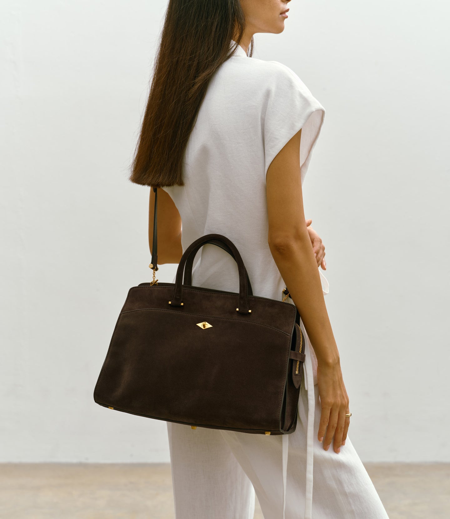 Private Eye Bag with Shoulder Strap Suede Chocolate