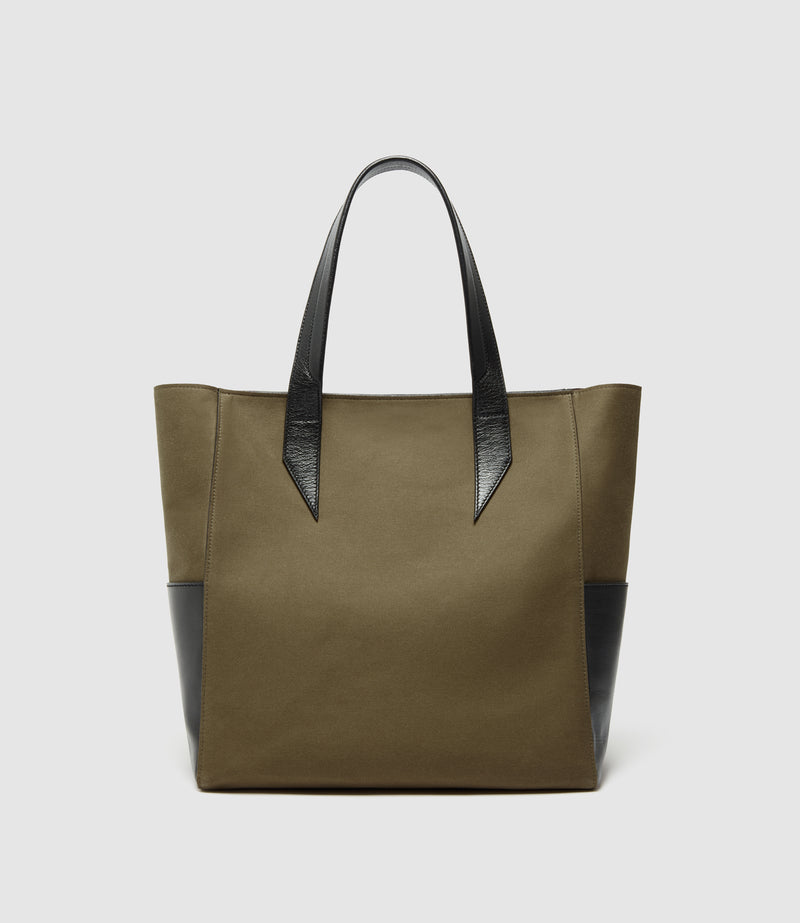 Passerby North-South Military Twill with Elvis Black