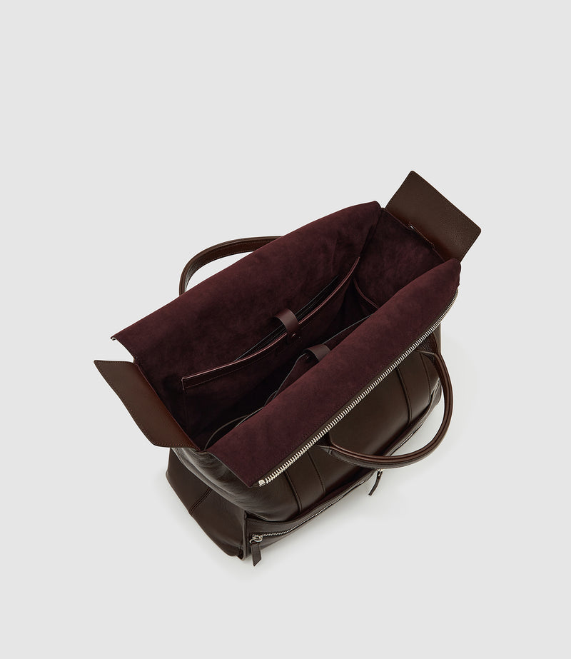 Racer 40 Elvis Walnut