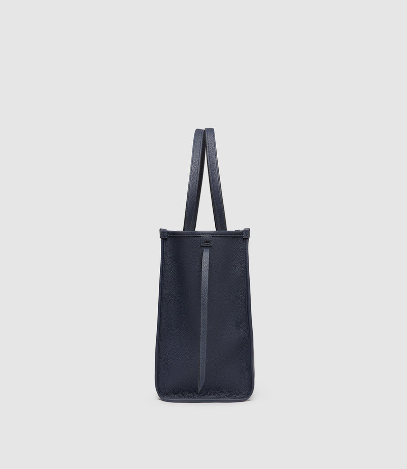 Chameleon 34 Soft Grain Leather Midnight