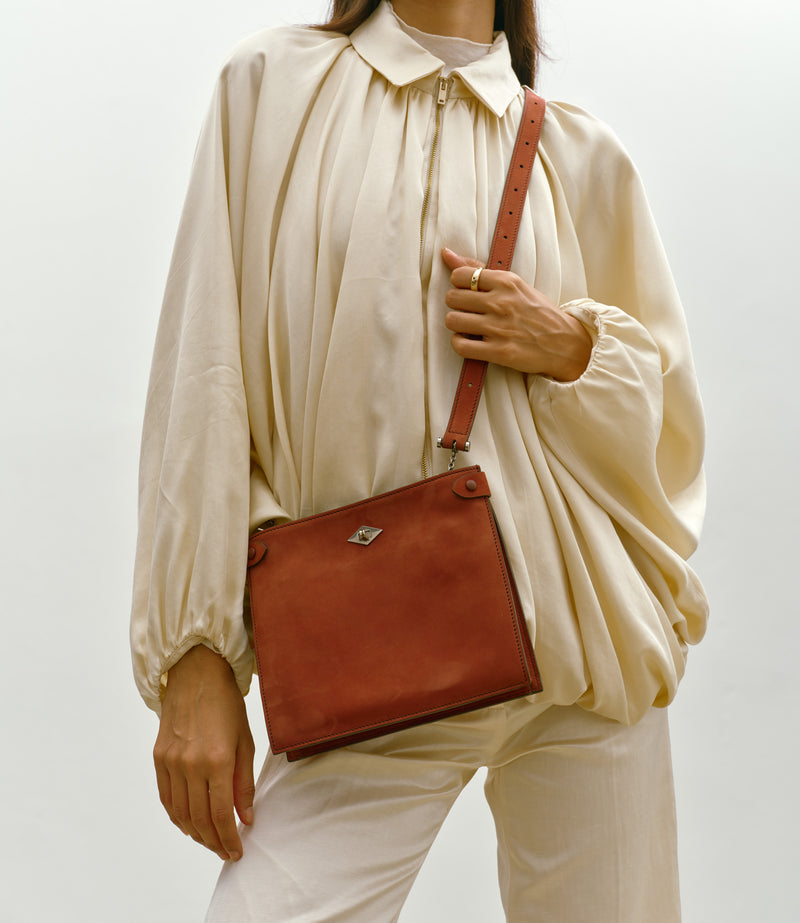 Stowaway Crossbody Nubuck Rust