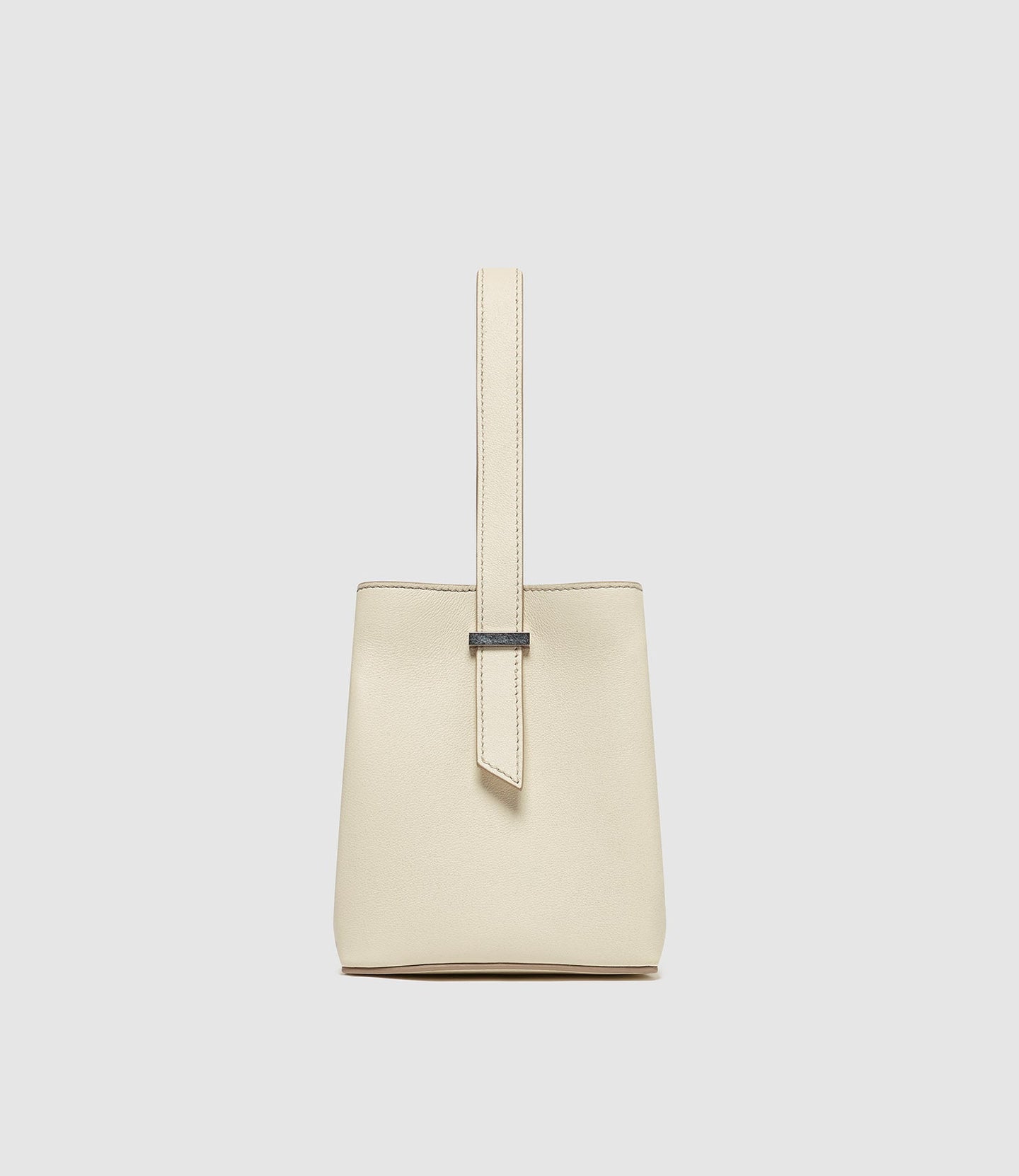 Tilt 16 Smooth Calfskin White Sand