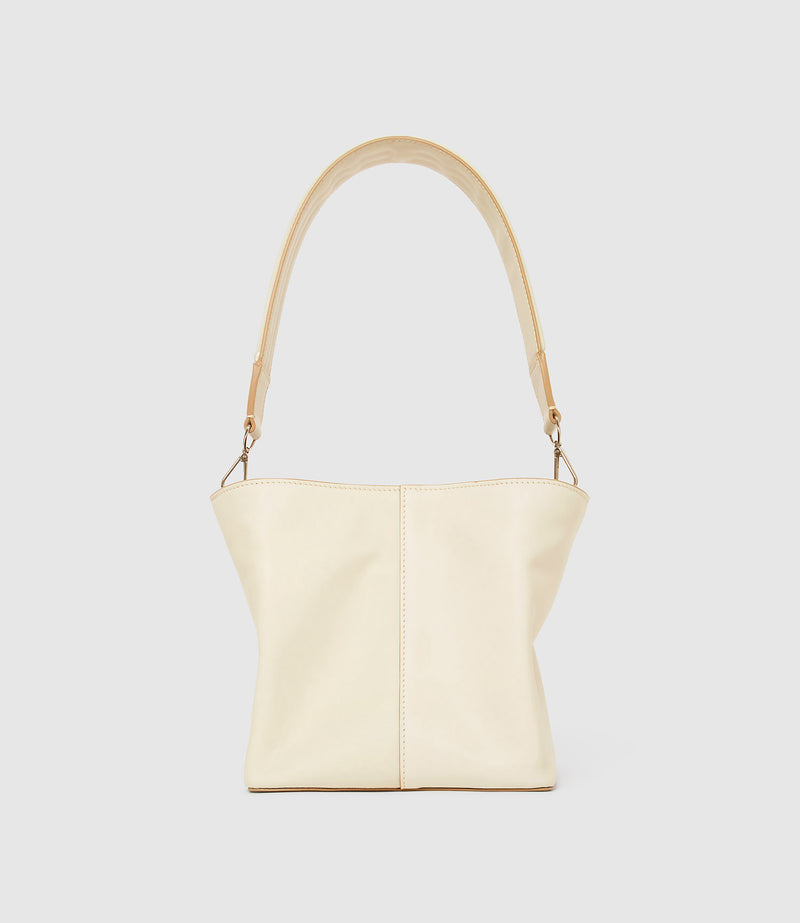 Twist 18 Supple Calfskin Bianco