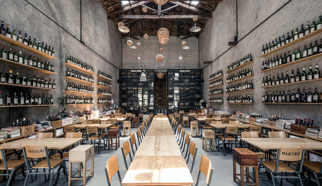 Paleo Wine bar in Piraeus