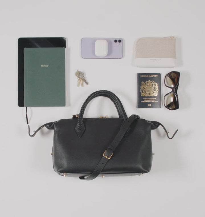 Métier Vérité City Small Handmade Italian Elvis Buffalo Leather