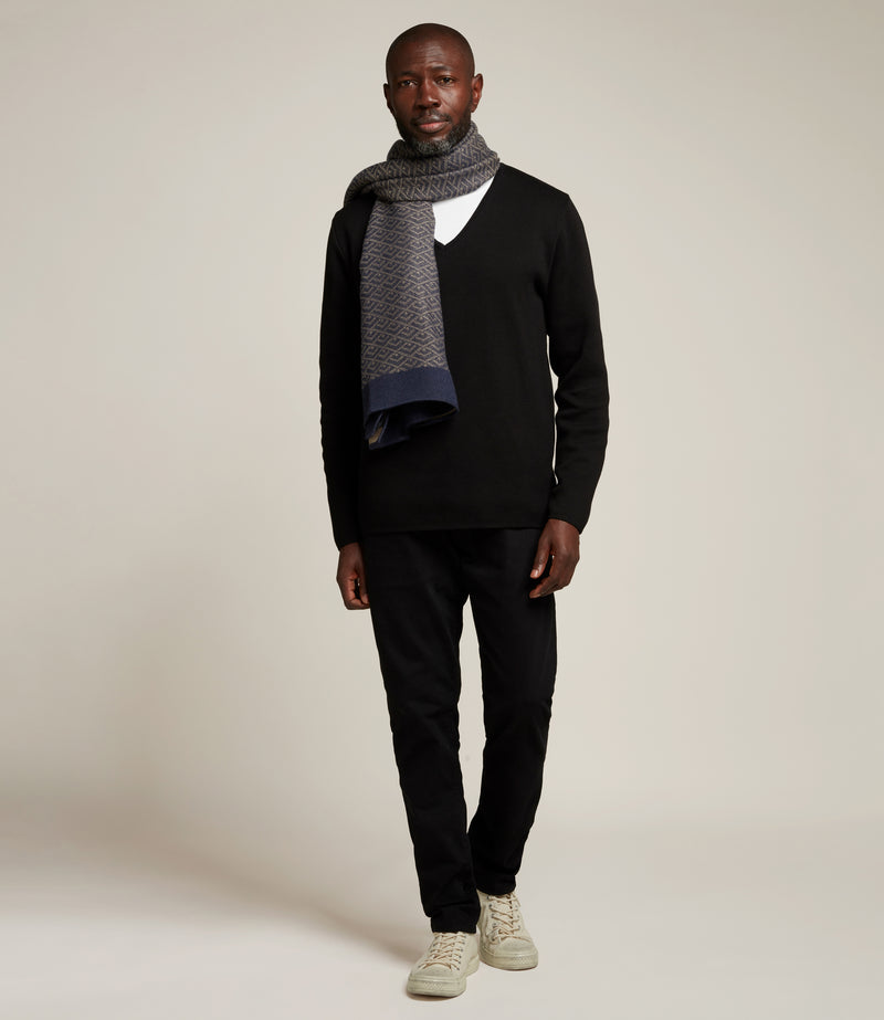 Small Cashmere Throw Navy and Natural