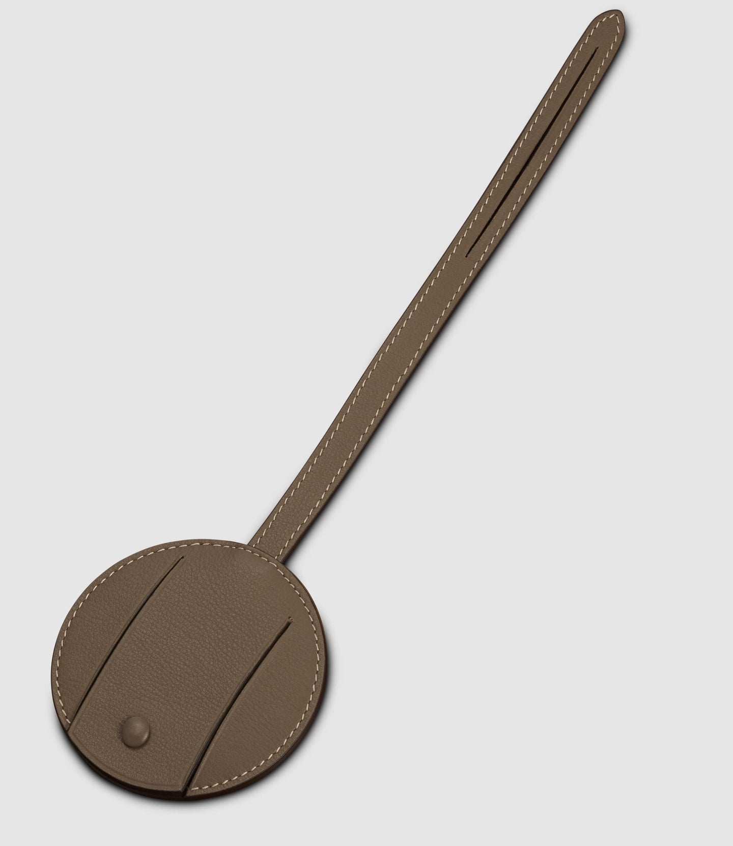 Métier Luggage Tag Smooth Calfskin Taupe with Salt Stitching